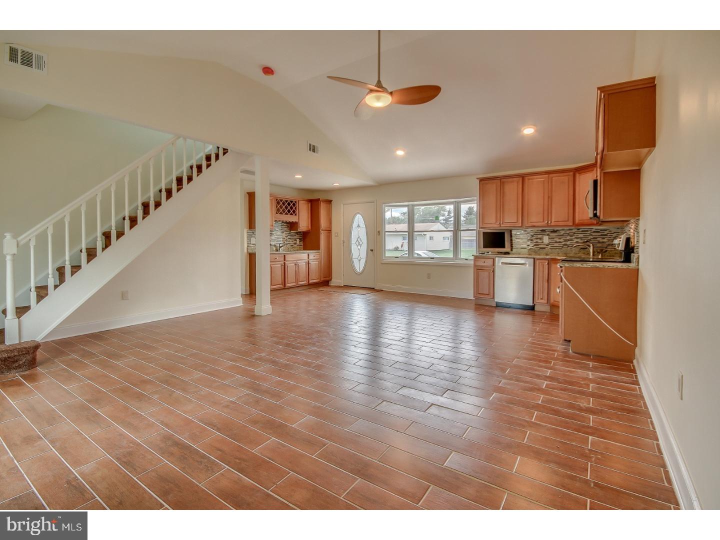 50 Butternut Road Levittown, PA 19057 - Photo 6 of 25 Gallery Image 6