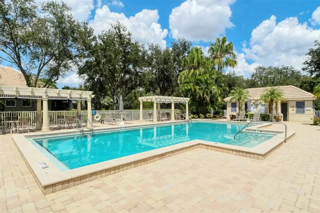 $3,200 | 6715 Pebble Beach Way, Lakewood Ranch, FL 34202