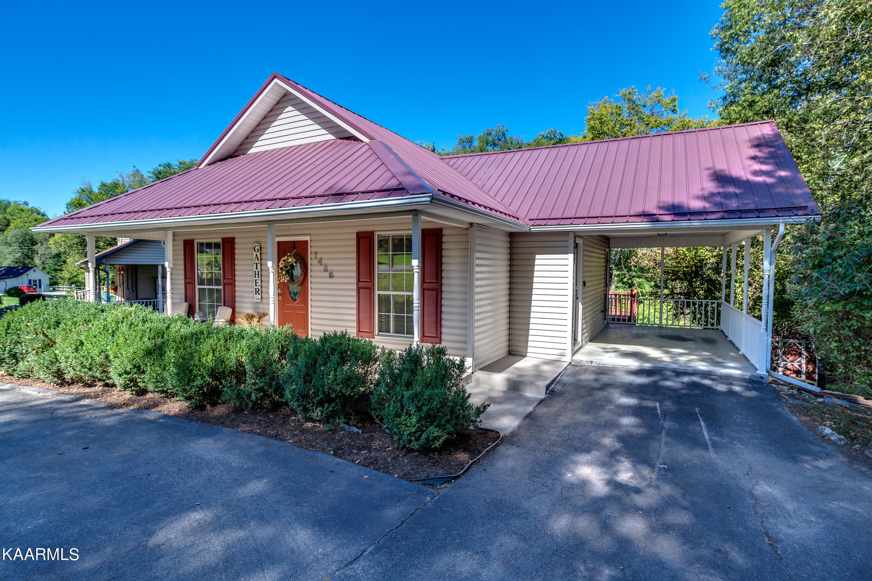 1436 Hicks Road Jefferson City, TN 37760 - Photo 3 of 43 004211018-1-1436HicksRdJeffersonCityTN-S