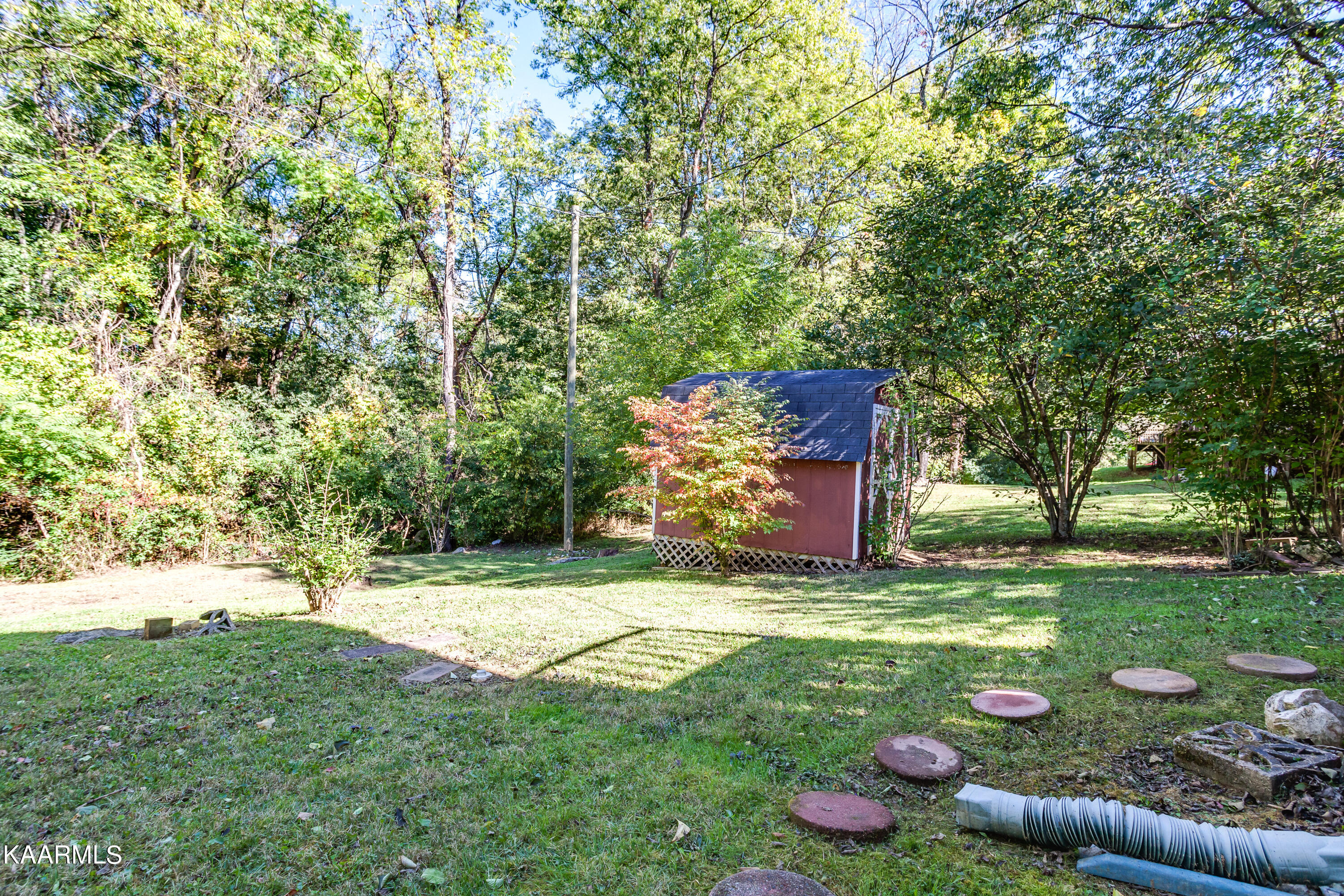 1436 Hicks Road Jefferson City, TN 37760 - Photo 41 of 43 043211018-1-1436HicksRdJeffersonCityTN-S