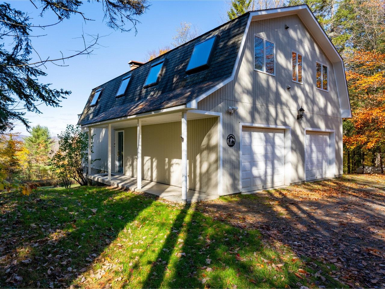 858 Worcester Loop Stowe, VT 05672 - Photo 5 of 40 Gallery Image 5