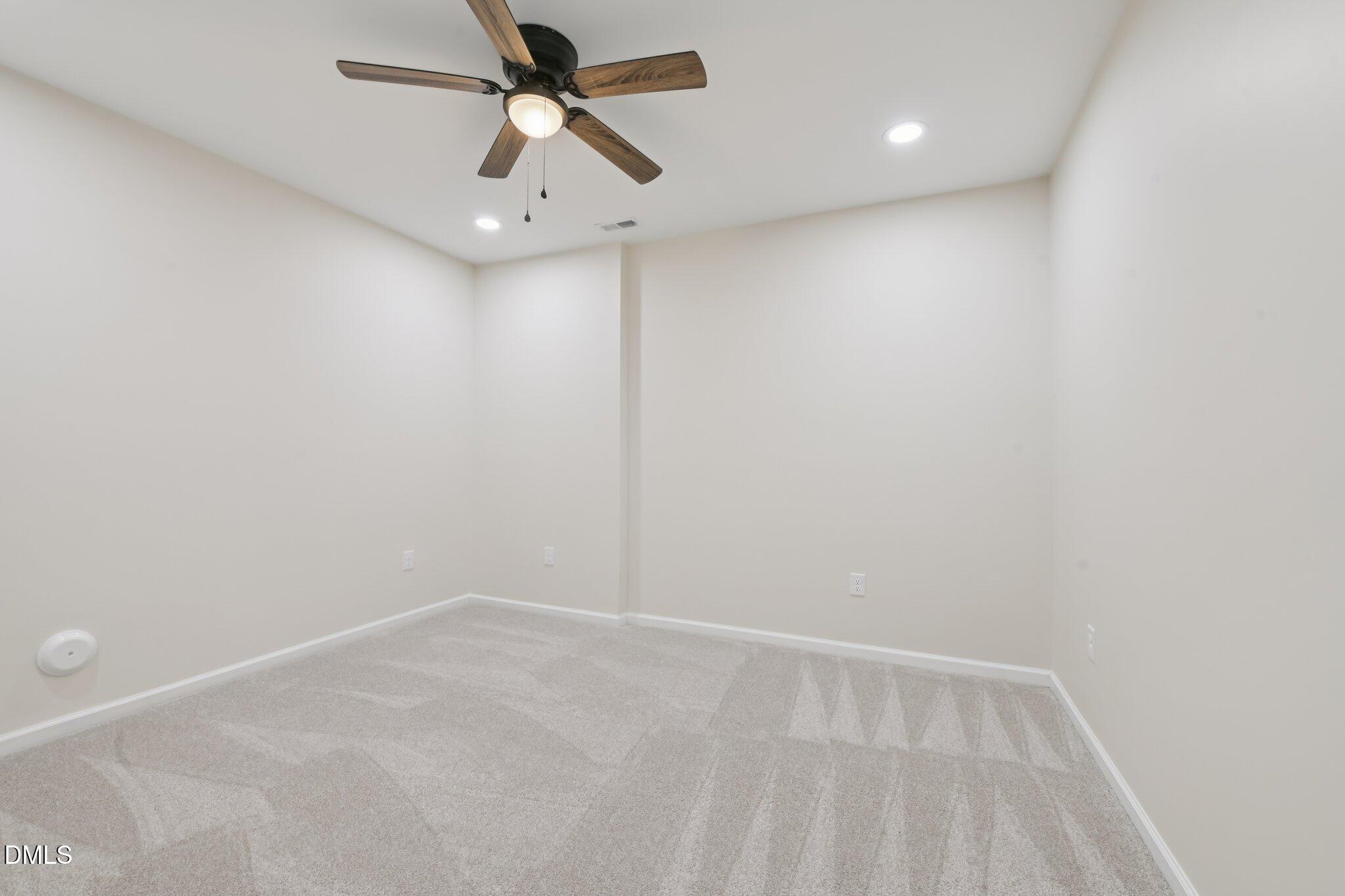 5919 Hourglass Court Raleigh, NC 27612 - Photo 27 of 33