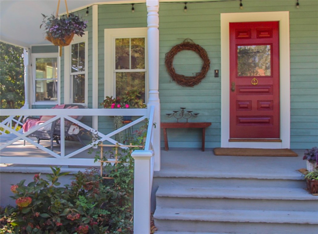 127 Touisset Road Warren, RI 02885 - Photo 5 of 22