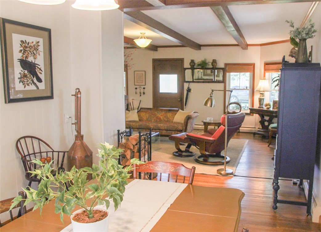 127 Touisset Road Warren, RI 02885 - Photo 9 of 22