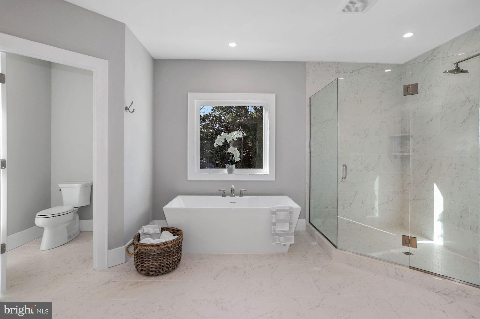 10201 Gary Road Potomac, MD 20854 - Photo 17 of 33 Primary Bath options