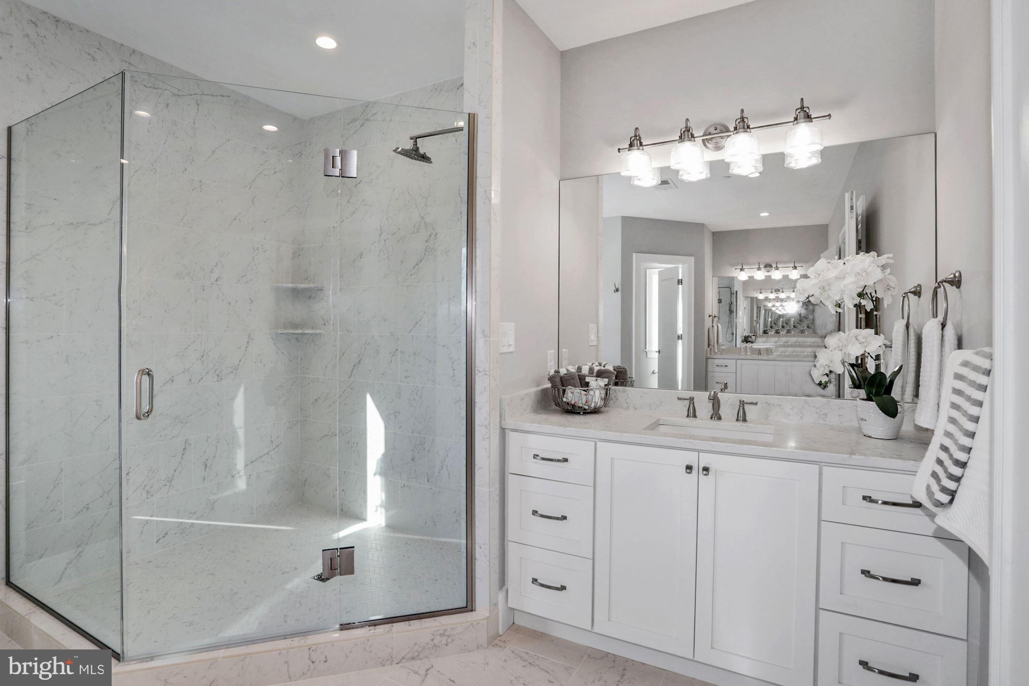 10201 Gary Road Potomac, MD 20854 - Photo 19 of 33 Primary bath 2nd vanity