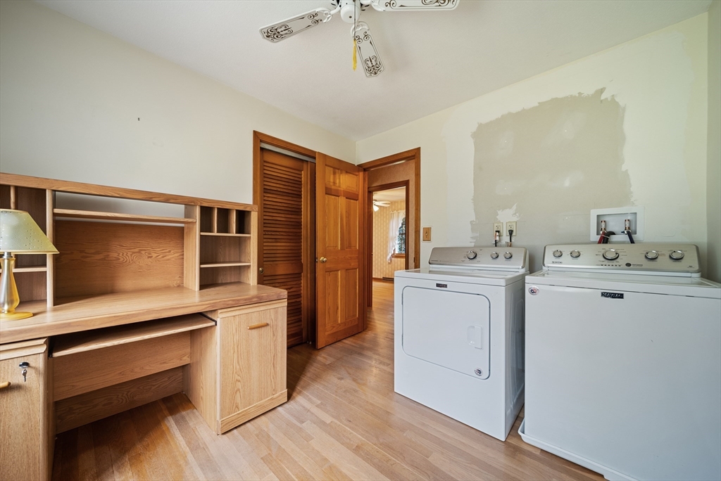 672 Old Bedford Road Concord, MA 01742 - Photo 18 of 36