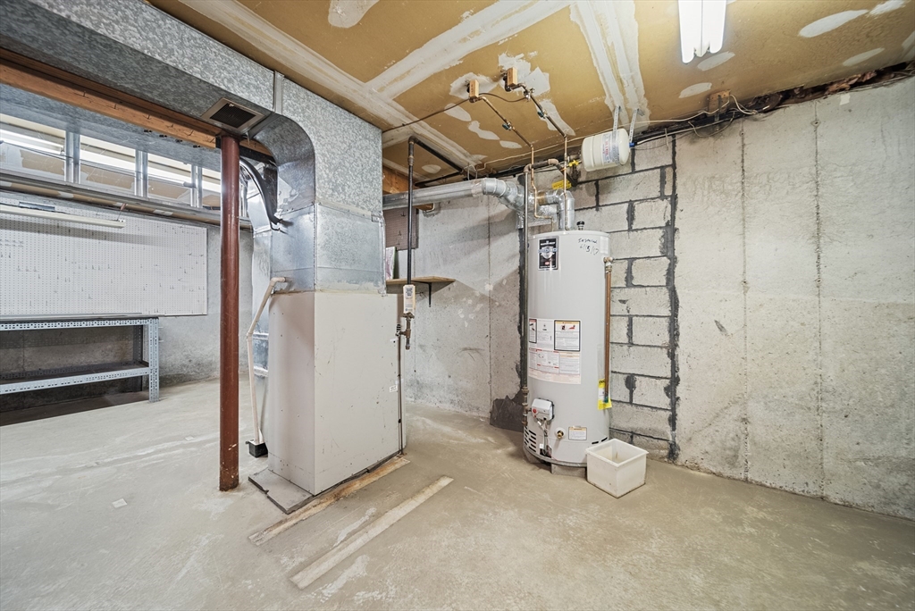 672 Old Bedford Road Concord, MA 01742 - Photo 21 of 36