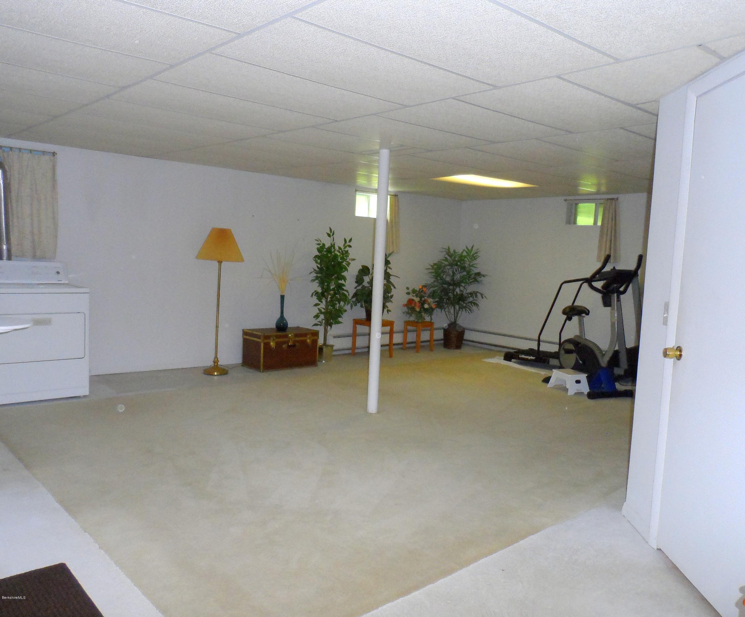 358 Barker Road Pittsfield, MA 01201 - Photo 29 of 30 358 Barker Rd