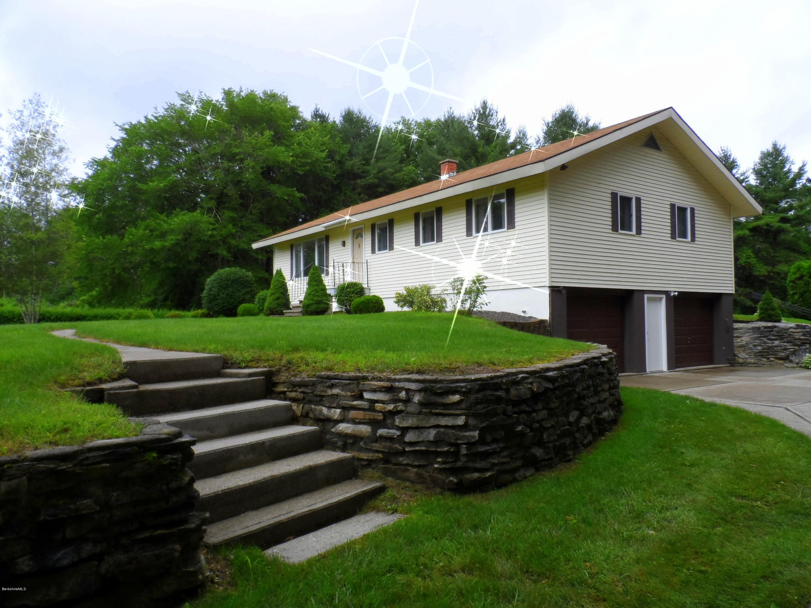 358 Barker Road Pittsfield, MA 01201 - Photo 4 of 30 358 Barker Rd