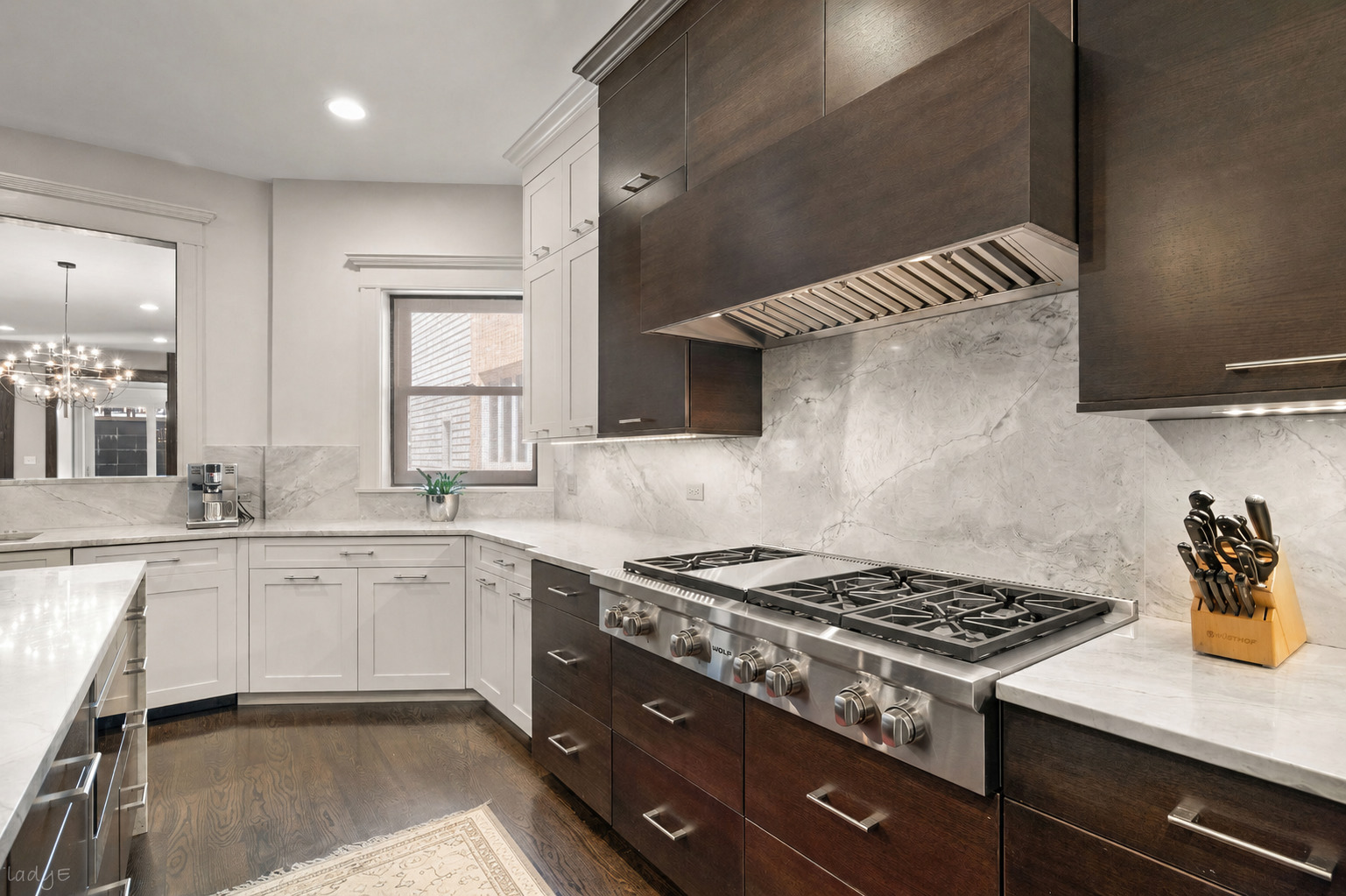 652 West Sheridan Road Chicago, IL 60613 - Photo 14 of 60