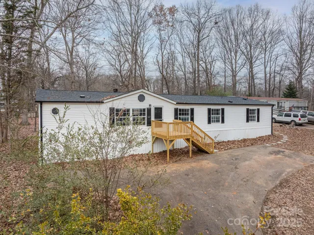 $265,000 | 105 Lansdale Avenue, Lincolnton, NC 28092
