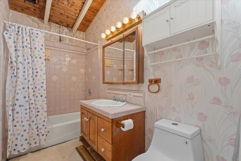 $2,700,000 | 16001 Stephenie Lane, Los Gatos, CA 95032