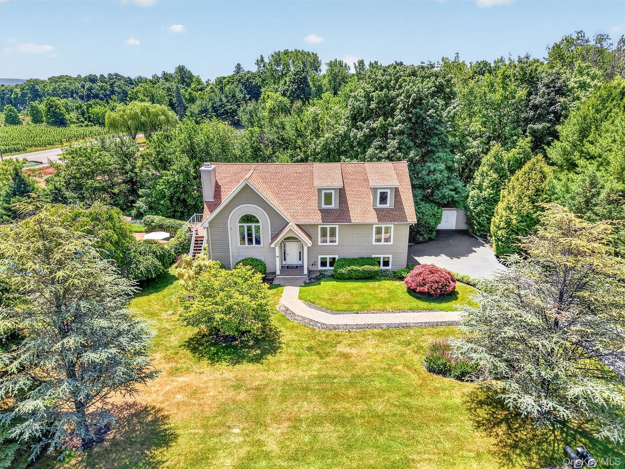 201 Candlestick Hill Road Newburgh, NY 12550 - Photo 3 of 47