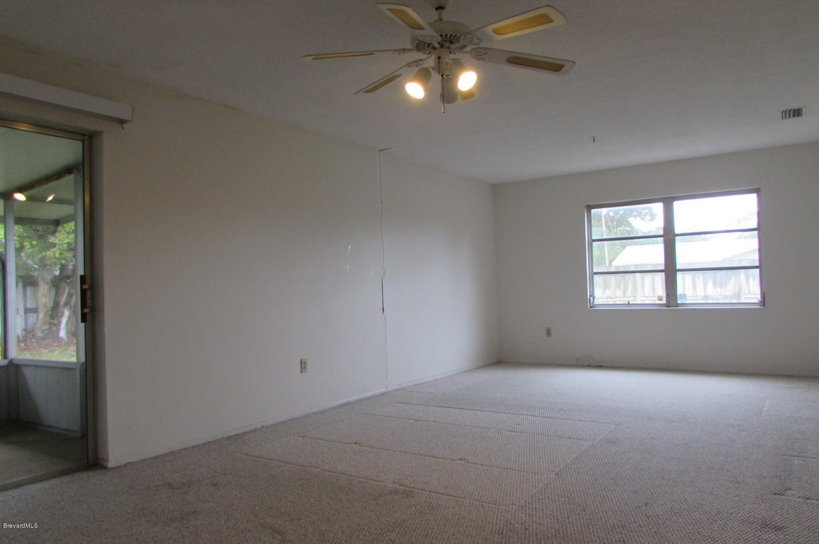 924 Kings Post Road Rockledge, FL 32955 - Photo 5 of 10 Large Master