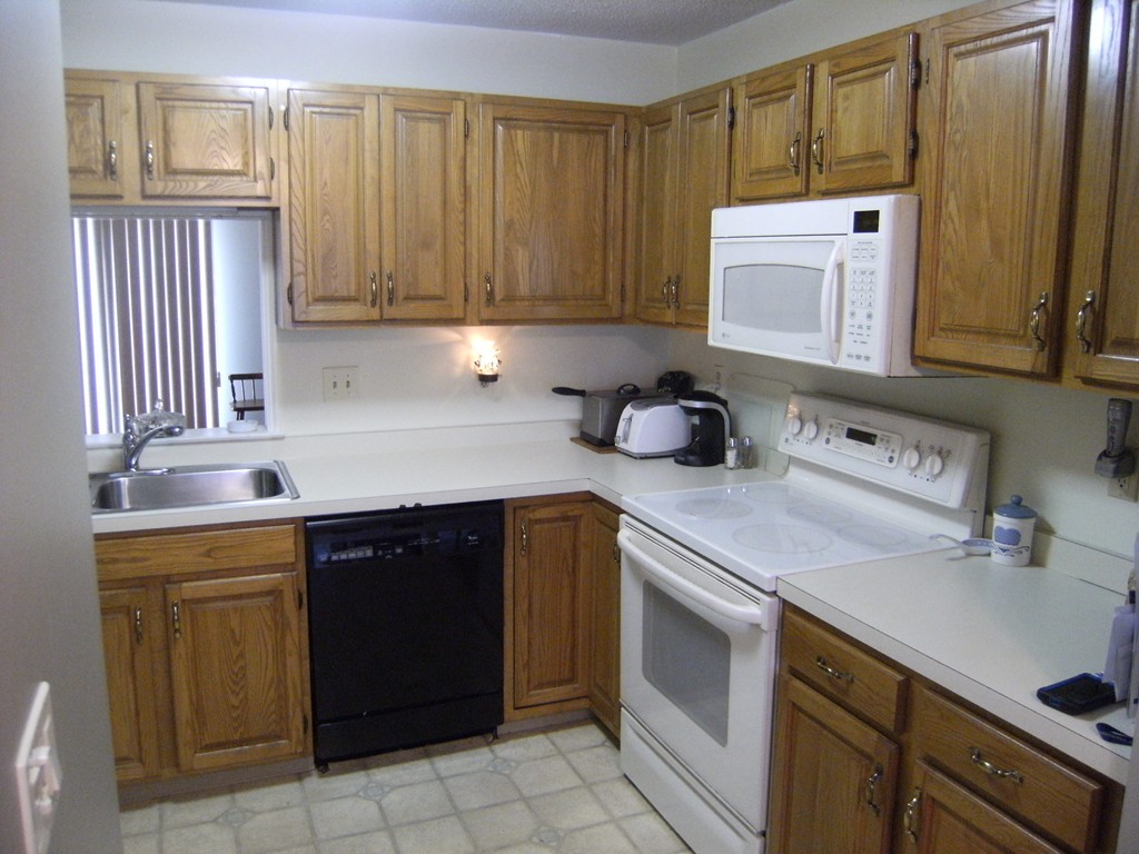 25 Tannery Road, Unit 7 Westfield, MA 01085 - Photo 2 of 18 Gallery Image 2