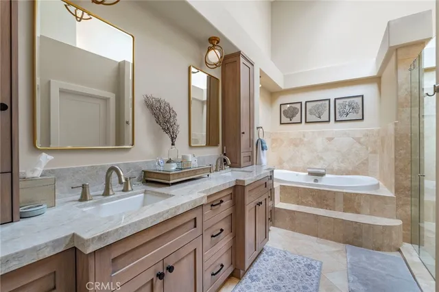 $3,579,000 | 45 Northampton Court, Newport Beach, CA 92660