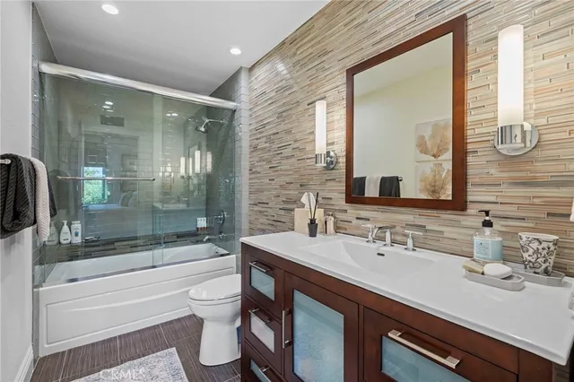 $3,579,000 | 45 Northampton Court, Newport Beach, CA 92660