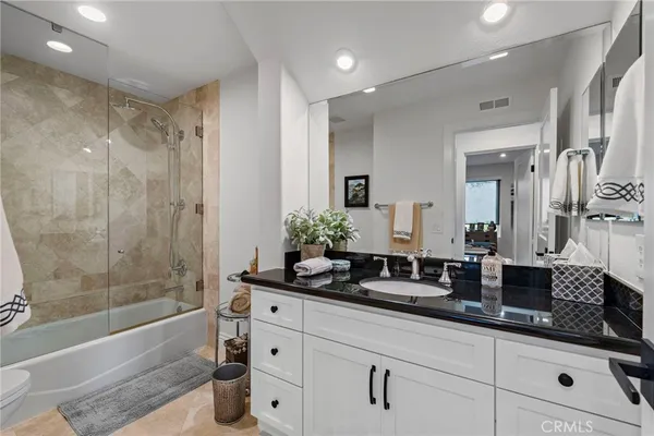 $3,299,000 | 45 Northampton Court, Newport Beach, CA 92660