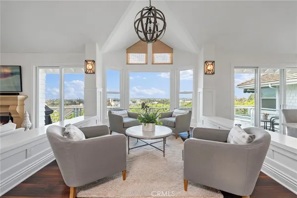 $3,299,000 | 45 Northampton Court, Newport Beach, CA 92660