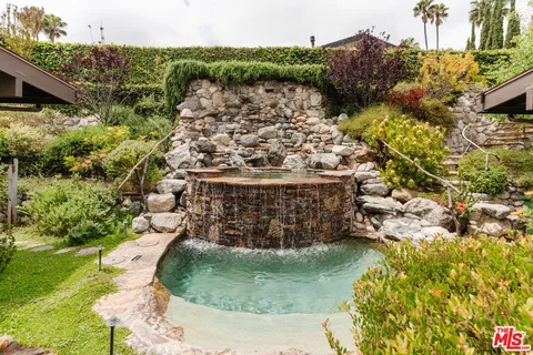 $3,695,000 | 2208 Westridge Road, Los Angeles, CA 90049