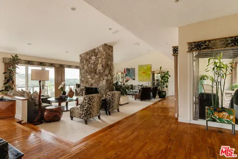 $3,695,000 | 2208 Westridge Road, Los Angeles, CA 90049