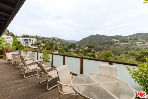 $3,695,000 | 2208 Westridge Road, Los Angeles, CA 90049