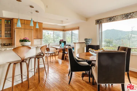 $3,695,000 | 2208 Westridge Road, Los Angeles, CA 90049