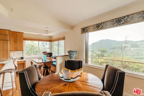 $3,695,000 | 2208 Westridge Road, Los Angeles, CA 90049