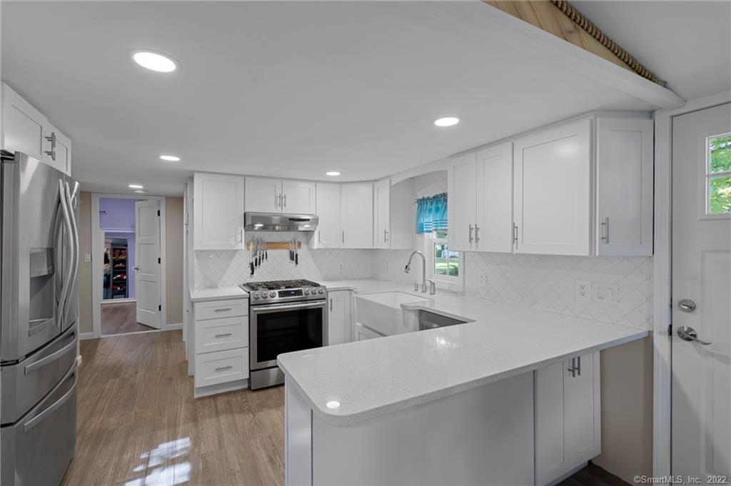 2 South Shore Road Thompson, CT 06277 - Photo 1 of 1