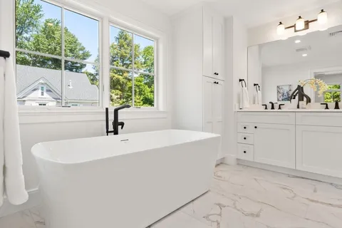 $3,175,000 | 233 Warren Street, Needham, MA 02492