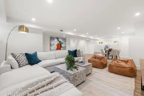 $3,175,000 | 233 Warren Street, Needham, MA 02492