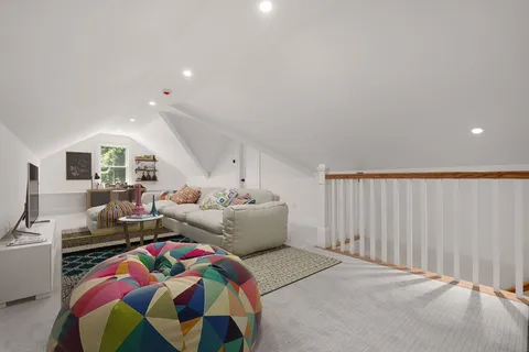 $3,275,000 | 233 Warren Street, Needham, MA 02492