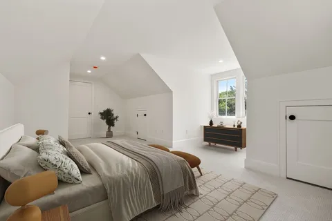 $3,275,000 | 233 Warren Street, Needham, MA 02492