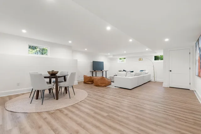 $3,275,000 | 233 Warren Street, Needham, MA 02492