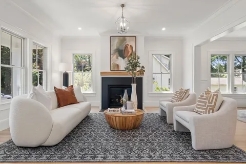 $3,275,000 | 233 Warren Street, Needham, MA 02492