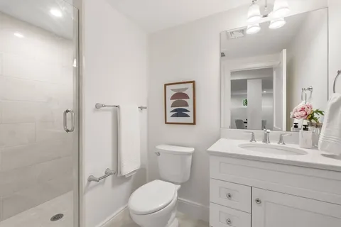 $3,275,000 | 233 Warren Street, Needham, MA 02492