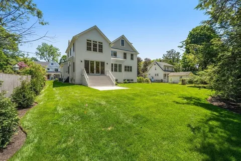 $3,275,000 | 233 Warren Street, Needham, MA 02492
