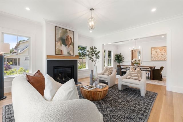 $3,325,000 | 233 Warren Street, Needham, MA 02492