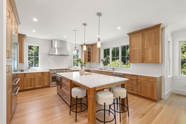 $3,325,000 | 233 Warren Street, Needham, MA 02492