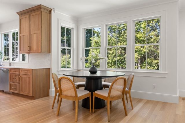 $3,325,000 | 233 Warren Street, Needham, MA 02492