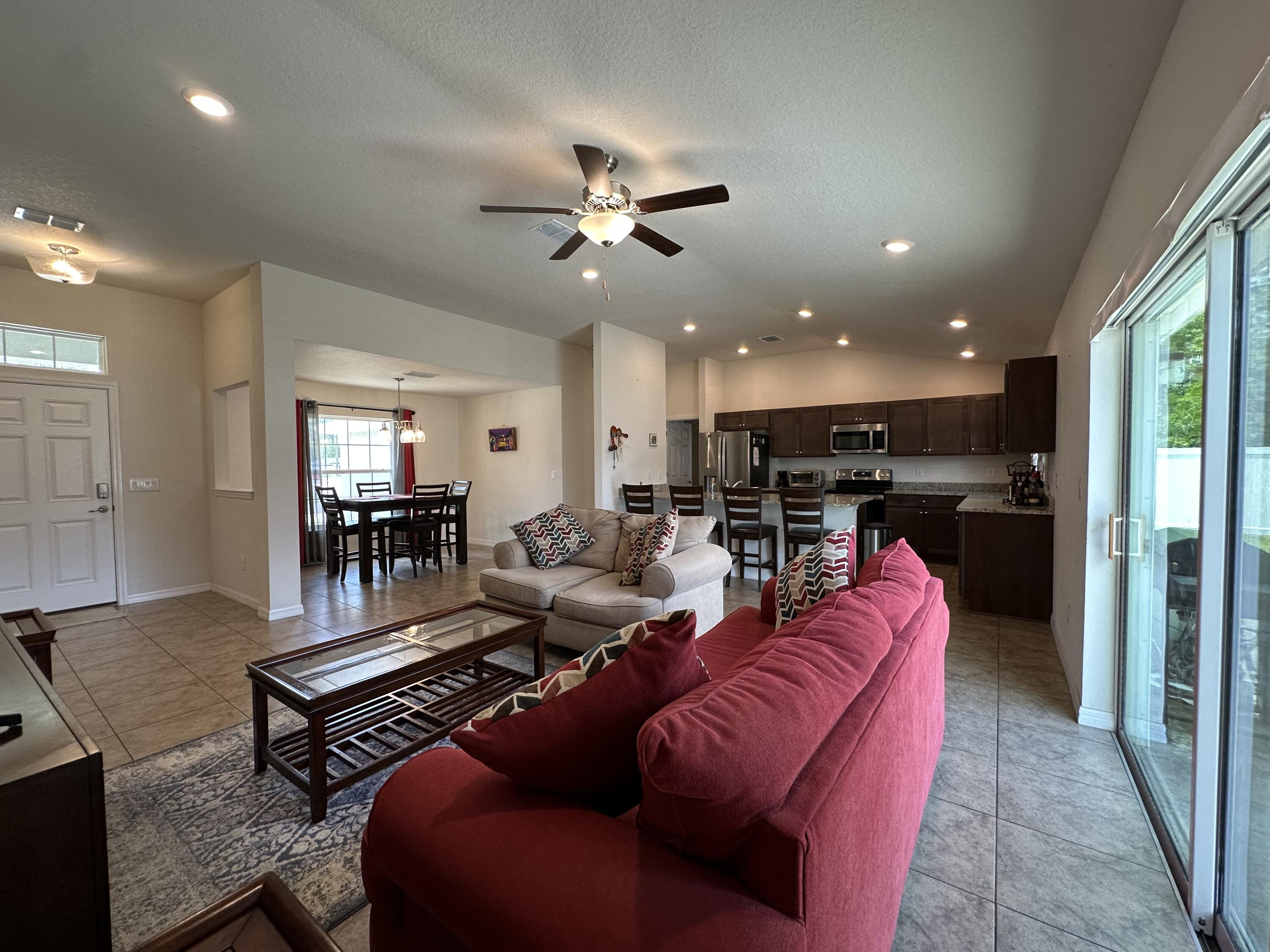 15211 Southwest 65th Ter Road Ocala, FL 34473 - Photo 10 of 22 Great Room