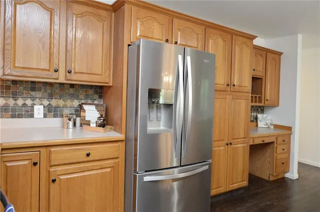 $385,000 | 11 Chadwick Lane, Country Club, MO 64506