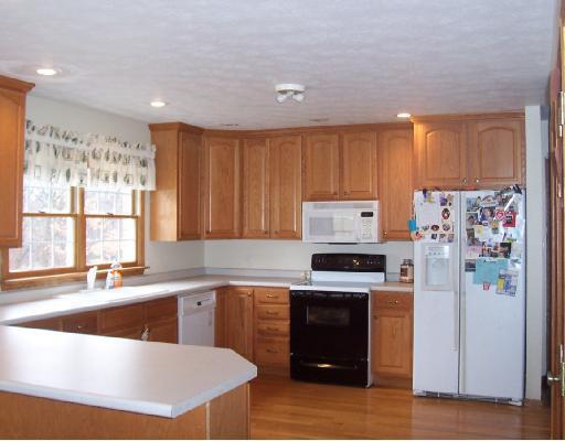 107 Rochelle Lane Monaca, PA 15061 - Photo 2 of 7 Other.