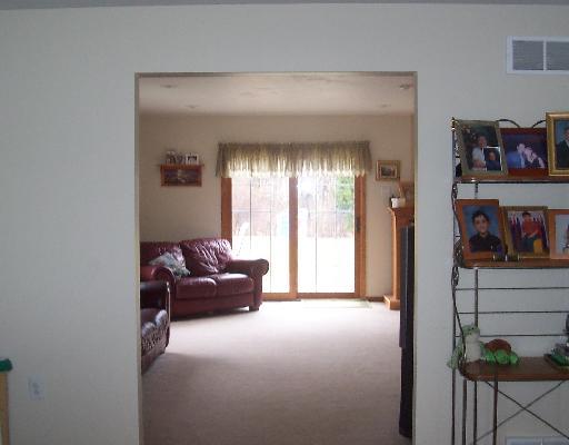 107 Rochelle Lane Monaca, PA 15061 - Photo 5 of 7 Other.