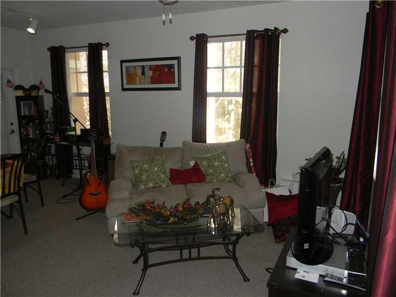 6902 West Sample Road, Unit B32 Pompano Beach, FL 33063 - Photo 1 of 8 Living Room