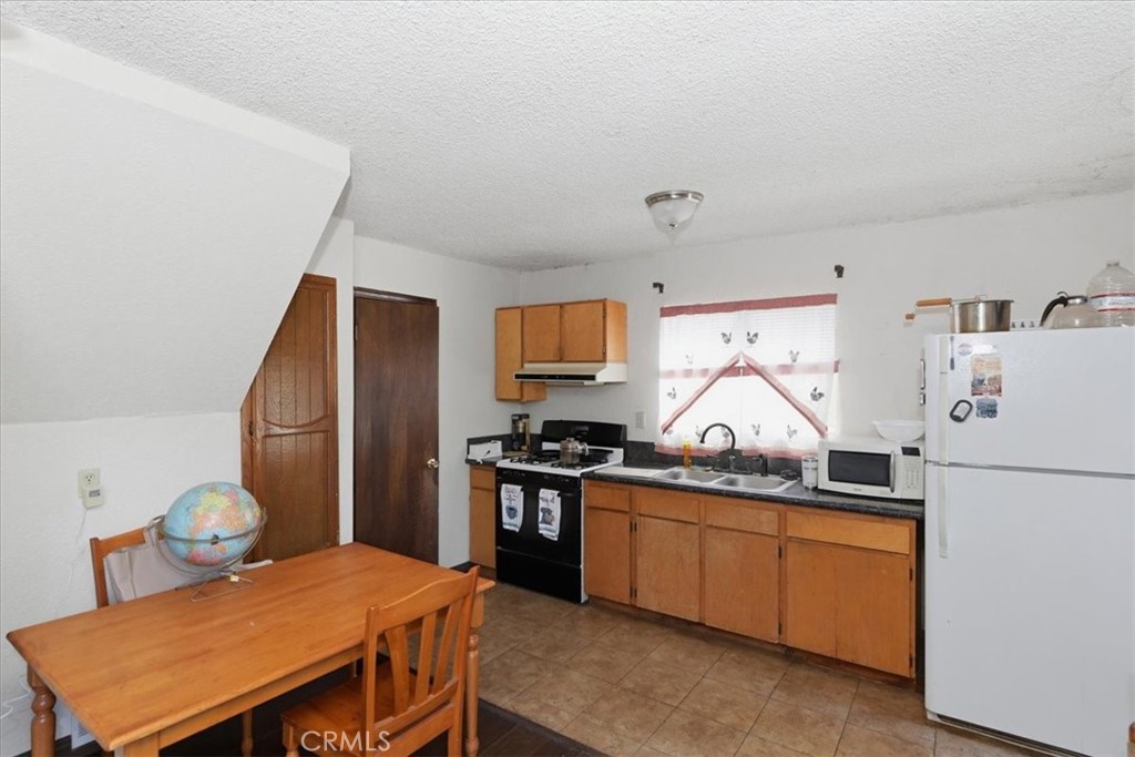 17394 Sunset View Drive Riverside, CA 92504 - Photo 59 of 62