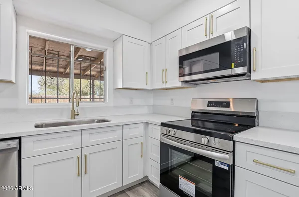 $382,000 | 2314 North 71st Drive, Phoenix, AZ 85035