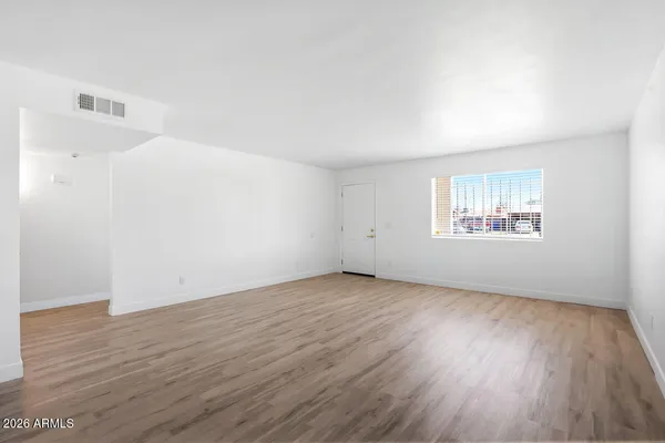 $382,000 | 2314 North 71st Drive, Phoenix, AZ 85035
