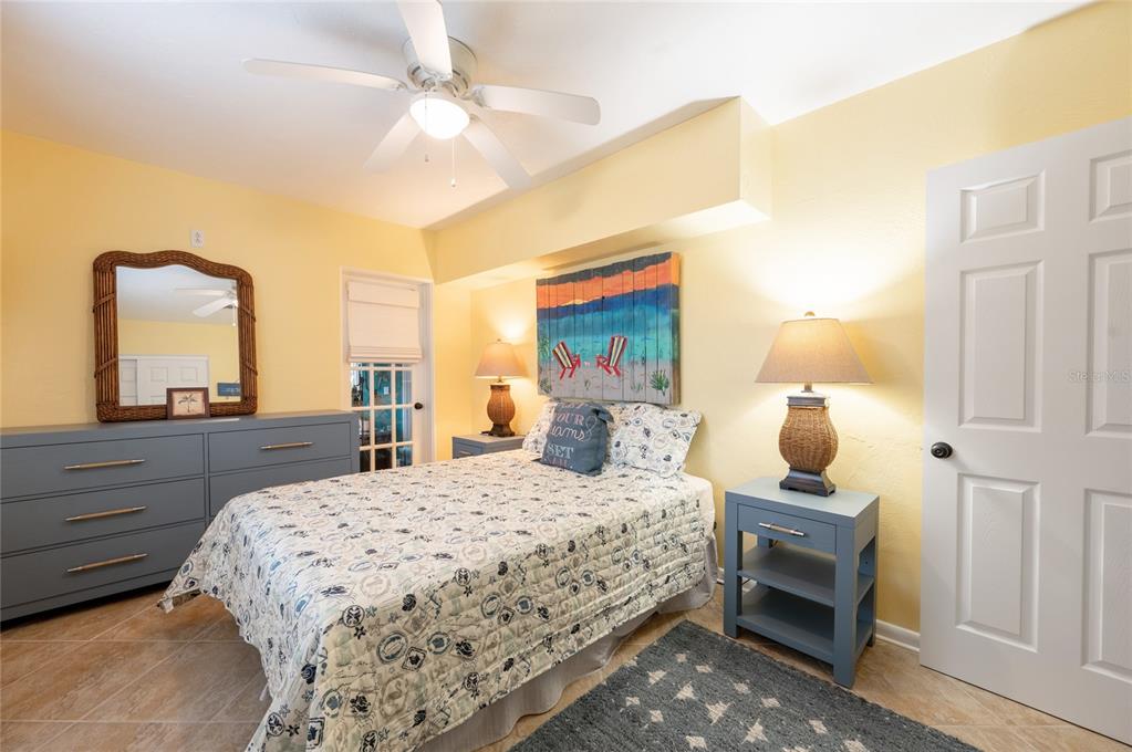 504 58th Street Holmes Beach, FL 34217 - Photo 31 of 42